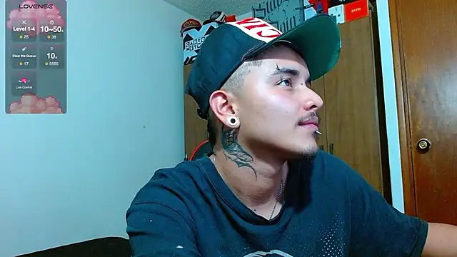 Hgp3riodictabl3's Live XXX Chat