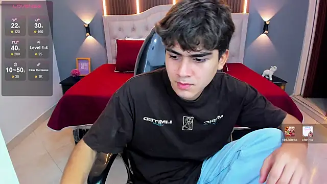 Tommy18__ Chat XXX in diretta