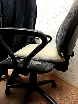 แชท XXX สดของ Office_Albertina