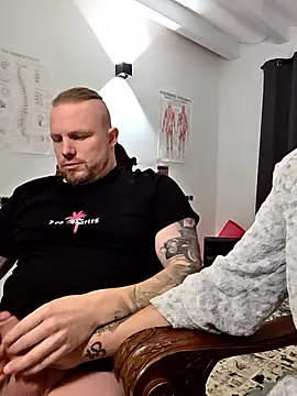 kylie_blck Adlı Modelin Canlı XXX Sohbeti