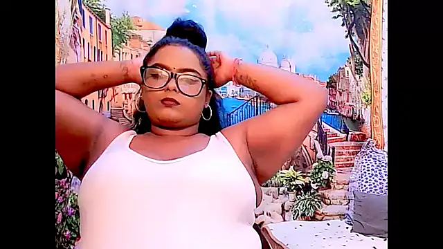 Indianfairy99 Adlı Modelin Canlı XXX Sohbeti