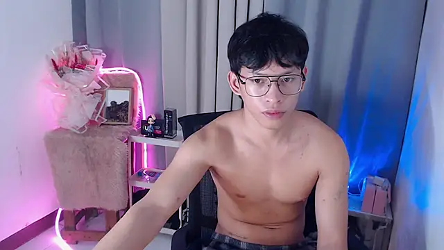 pinkcock_froi2305 Live XXX-chat