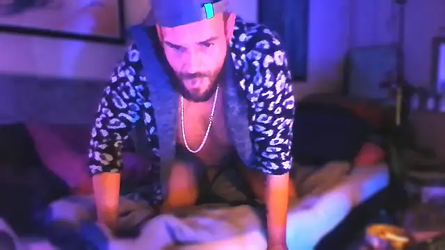 Guyst049: онлайн-секс-чат