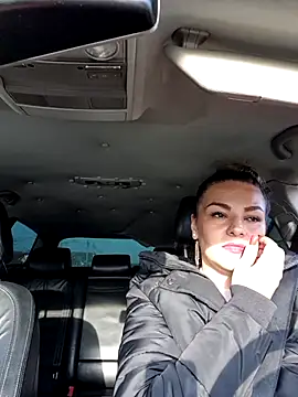 AvaCherry Chat XXX live