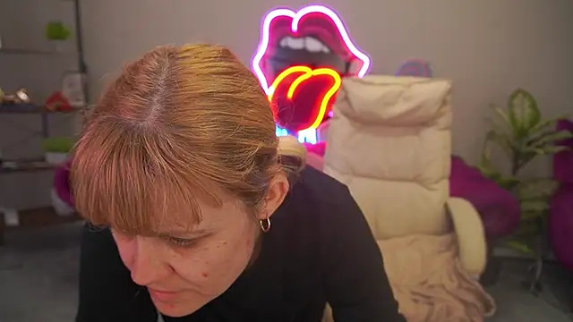 Živý XXX chat BellaLaPetit