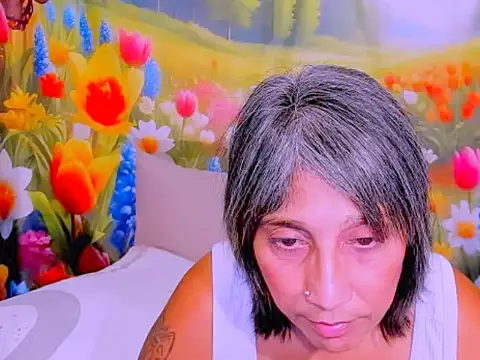 indianroxy 现场XXX聊天