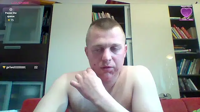 XXX chat uživo modela Matttthees