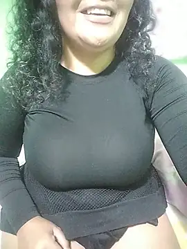 Amarantha25のライブXXXチャット