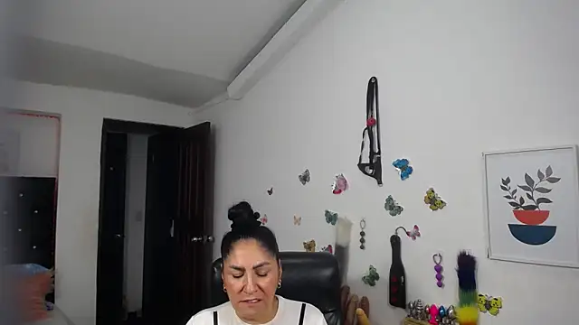 แชท XXX สดของ mature_bigboobs10