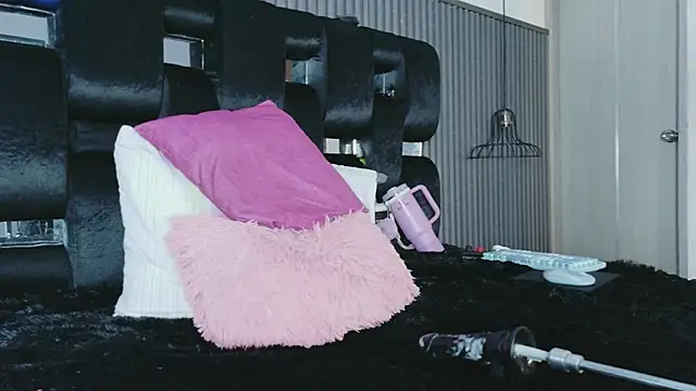 levana1's Live XXX Chat