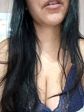 Chatroom XXX en direct de PrincesinhaDeh