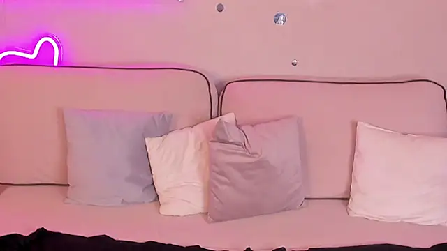 XXX chat uživo modela Eva_Mayers