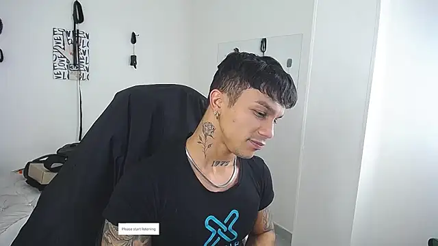 Leonard_Price Live XXX-Chat