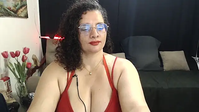 Chat XXX en directo de Aleja_Gonzales