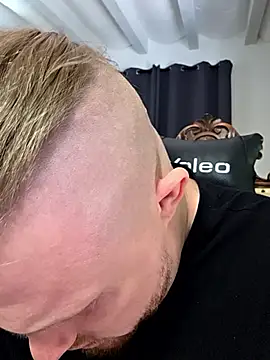 Czat XXX na żywo – kylie_blck