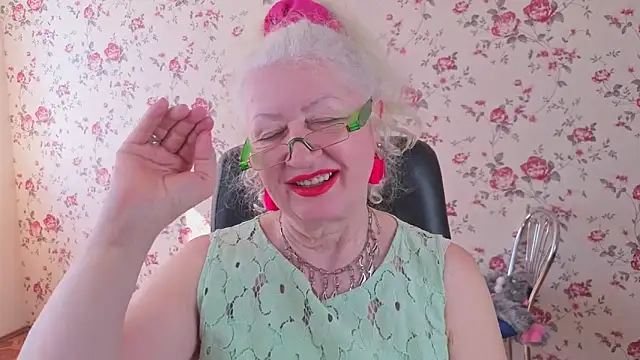 Maya_Mayflower live XXX chat