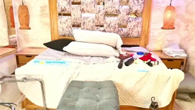 ZOLEY_WATSON's Live XXX Chat