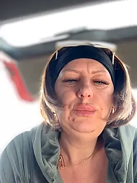 Milena-MilfaXXX's Live XXX Chat