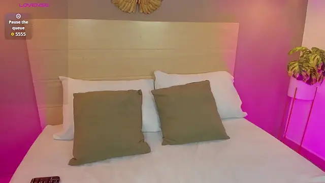 luma_sky_ live XXX chat