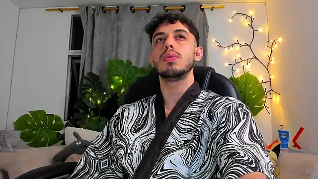 Show modela Austin_coljs na web-kameri