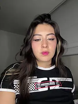 justmariee: απευθείας συνομιλία ΧΧΧ