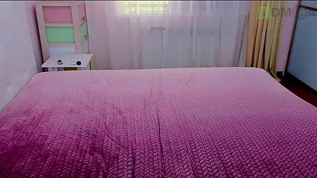 I-JUST-IのライブXXXチャット