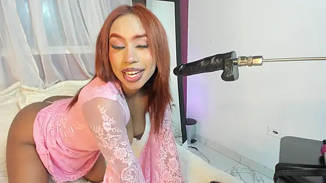 Nicole_Brown1126 élő XXX-chatje