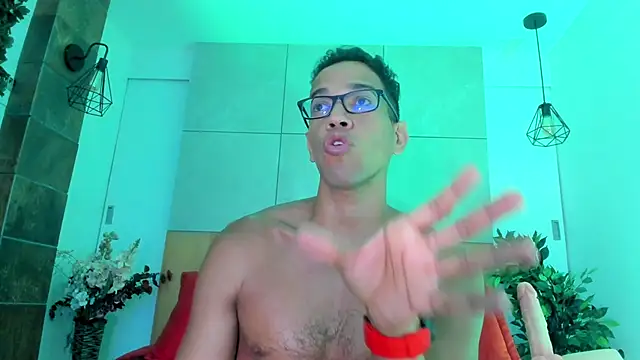 Živý XXX chat JacobDraven