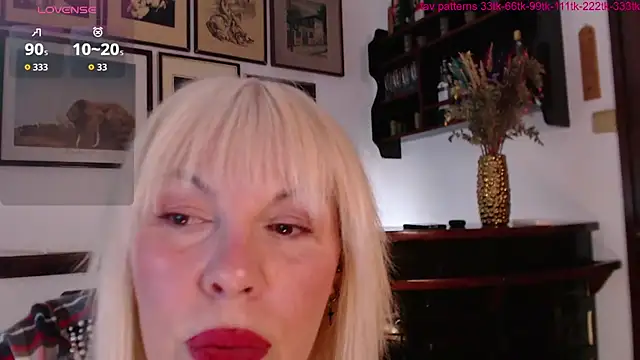 MagdalenaMercedes 网络视讯表演