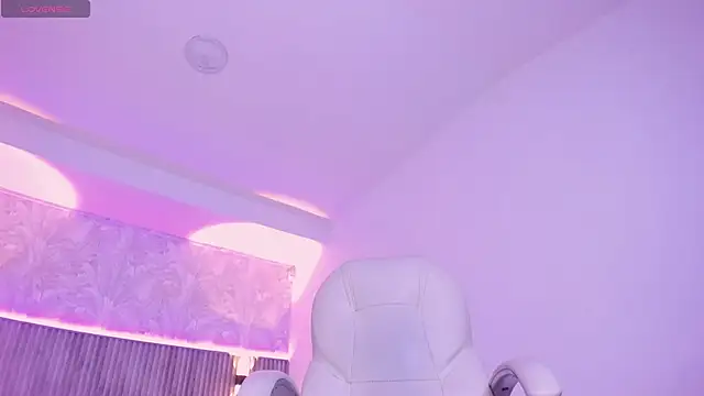 Chatroom XXX en direct de ANGIE-SMITH