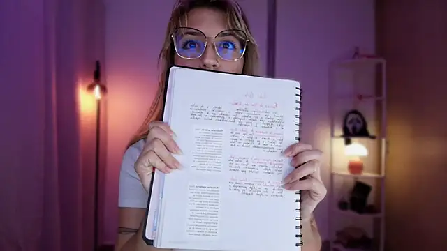 Dakotaa_ Live XXX-Chat