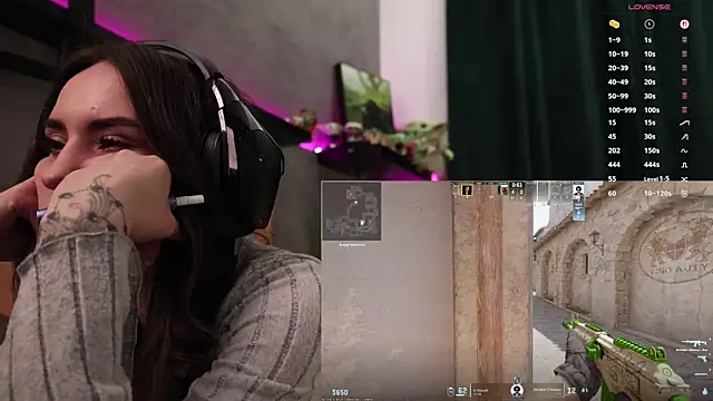 CuteAnna- Live XXX-Chat