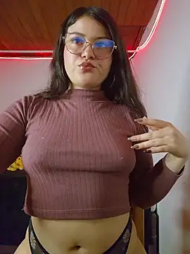 juli05star20 Live XXX-Chat