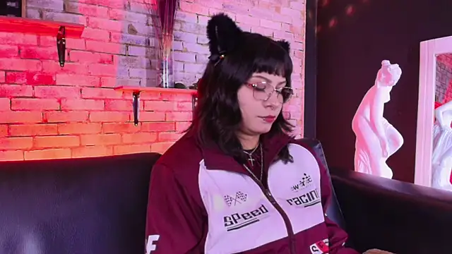 Chatroom XXX en direct de kitty_malach