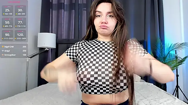 Chat XXX en directo de Domirelle