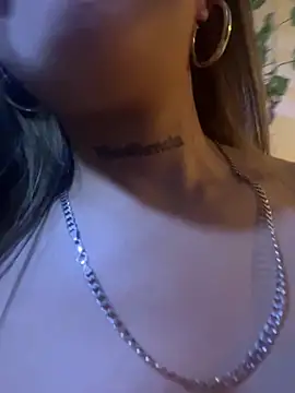 Živý XXX chat LilEuphoria