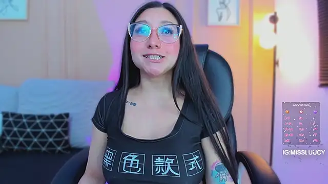 lucy_neil Live XXX-Chat