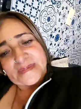 Czat XXX na żywo – AlexadraJones3453