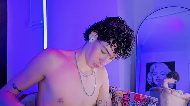 nova_salvatore Live XXX-Chat