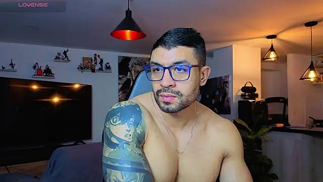 Michael_Diamond Live XXX-Chat