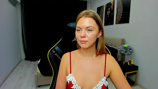 Strawberrye Obrolan Langsung XXX