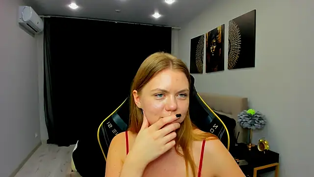 Strawberrye Obrolan Langsung XXX