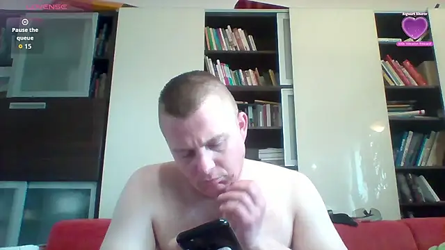 Matttthees: απευθείας συνομιλία ΧΧΧ