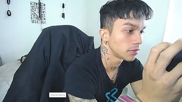 Leonard_Price Show in webcam