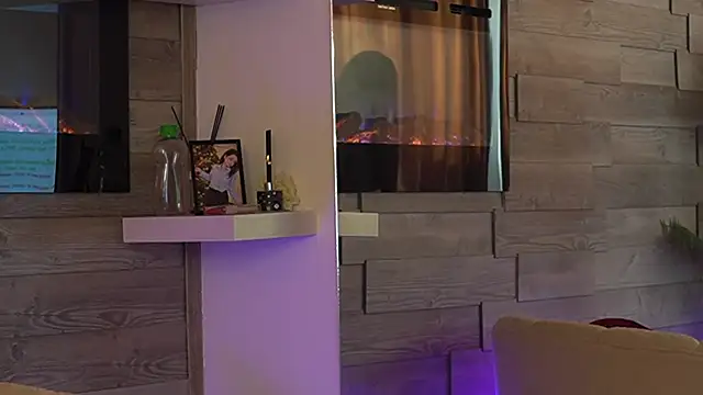 SeductiveMom Webcam show