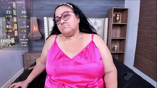 mommy_cute's Live XXX Chat