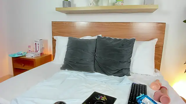 دردشة valeryn__rosse الجنسية المباشرة