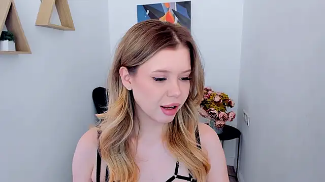 FollowLovee's Live XXX Chat