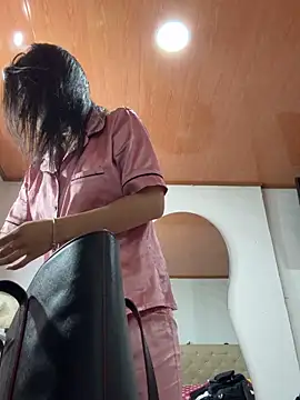 nami_rosee's Live XXX Chat