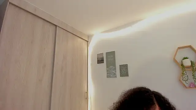 Živý XXX chat mariam_hill